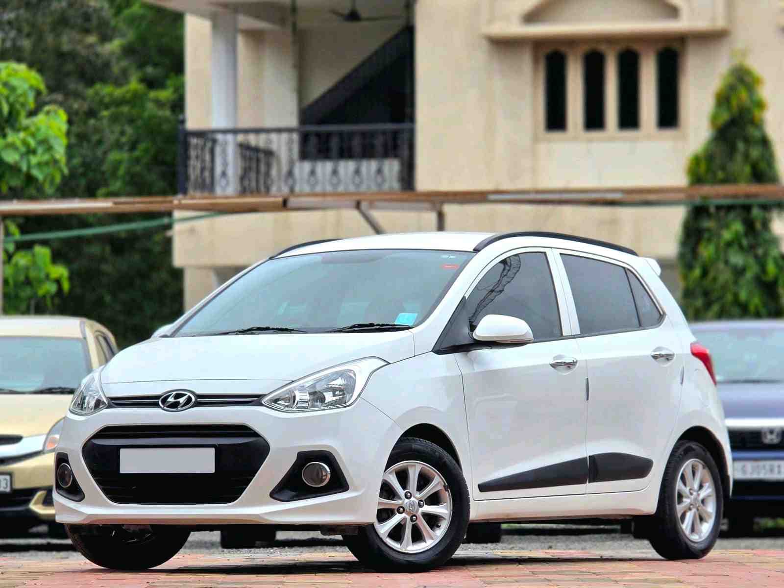 car-image